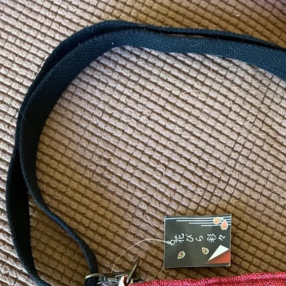 PRICE DROP! NWT Boho canvas shoulder bag with floral appliqués - Picture 16 of 16